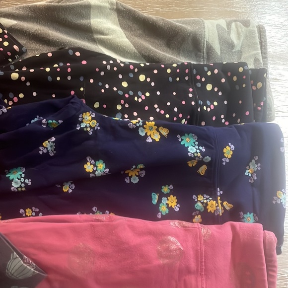 7 pairs of Justice leggings - Picture 2 of 3